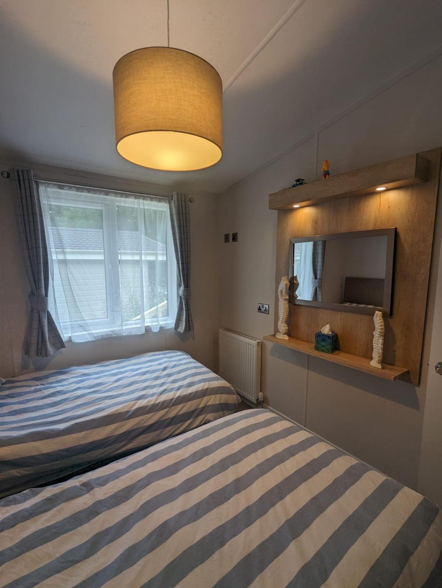 Luxury Stunning Sensation Lodge On 5 Star Shorefield Country Park New Forest Entertainment And Leisure Passes Included Милфорд-он-Си Экстерьер фото