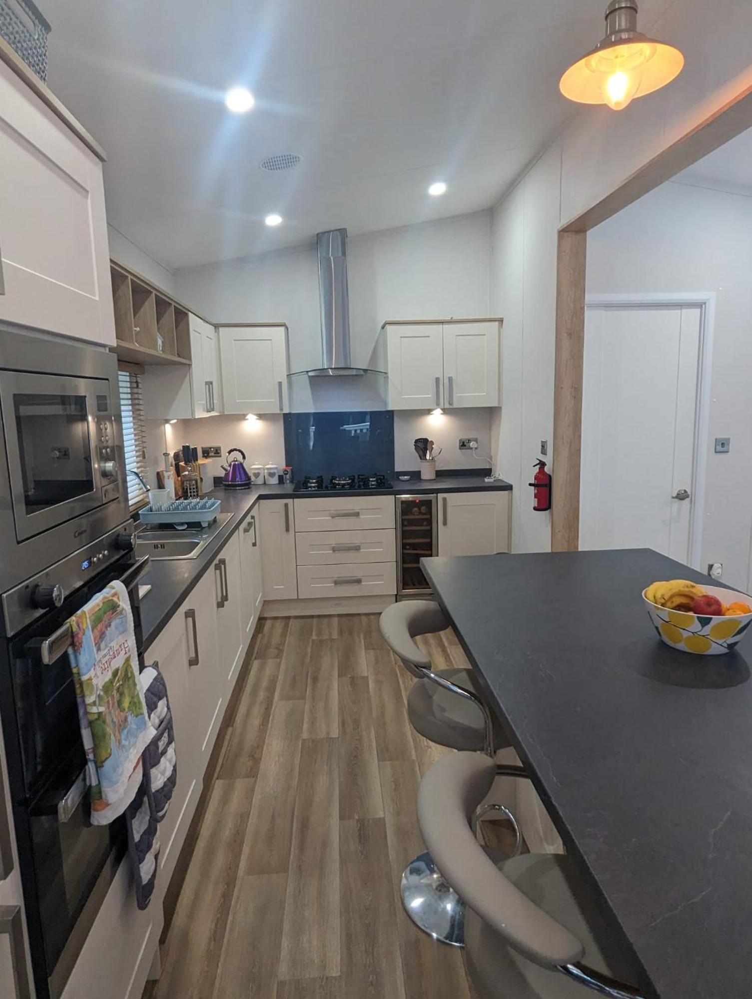 Luxury Stunning Sensation Lodge On 5 Star Shorefield Country Park New Forest Entertainment And Leisure Passes Included Милфорд-он-Си Экстерьер фото