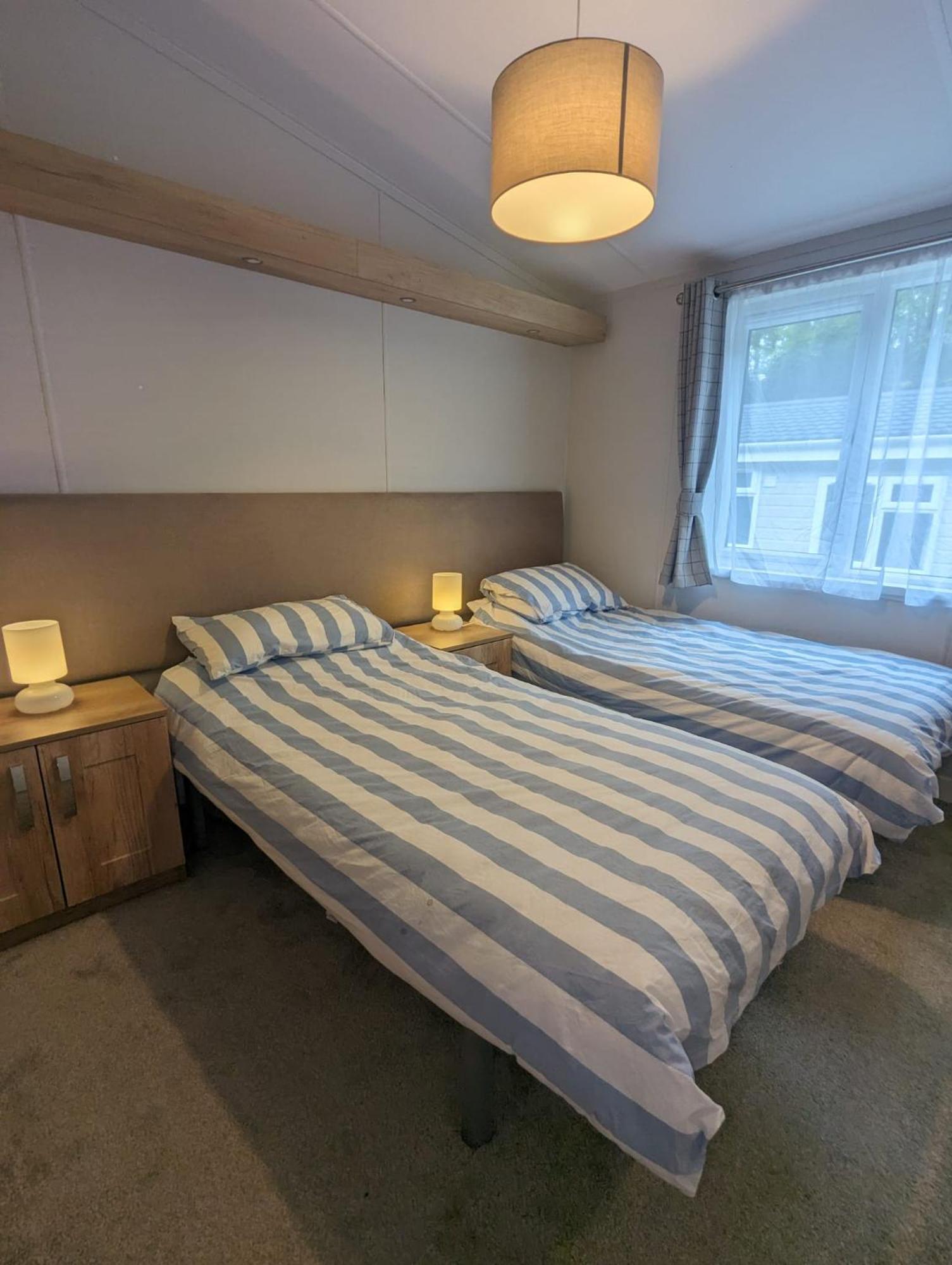 Luxury Stunning Sensation Lodge On 5 Star Shorefield Country Park New Forest Entertainment And Leisure Passes Included Милфорд-он-Си Экстерьер фото